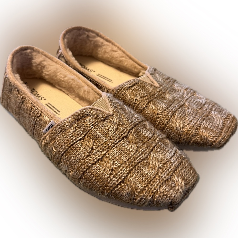 TOMS Women's Tan Knit Moccasins